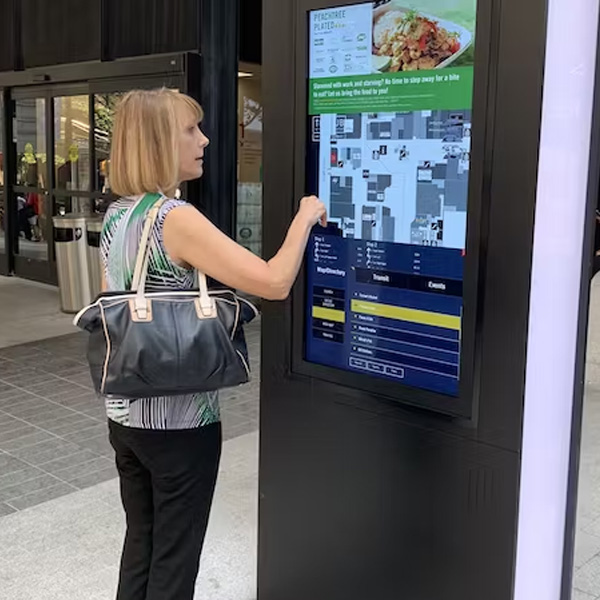 FREESTANDING MULTI TOUCH SCREEN DIGITAL WAYFINDING KIOSK